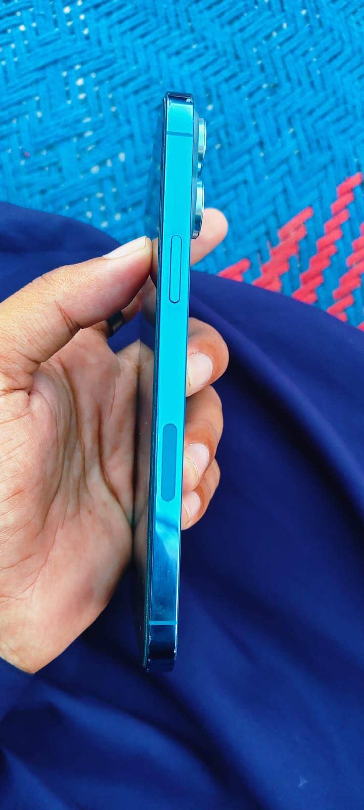Apple iPhone 13 Pro Max 2