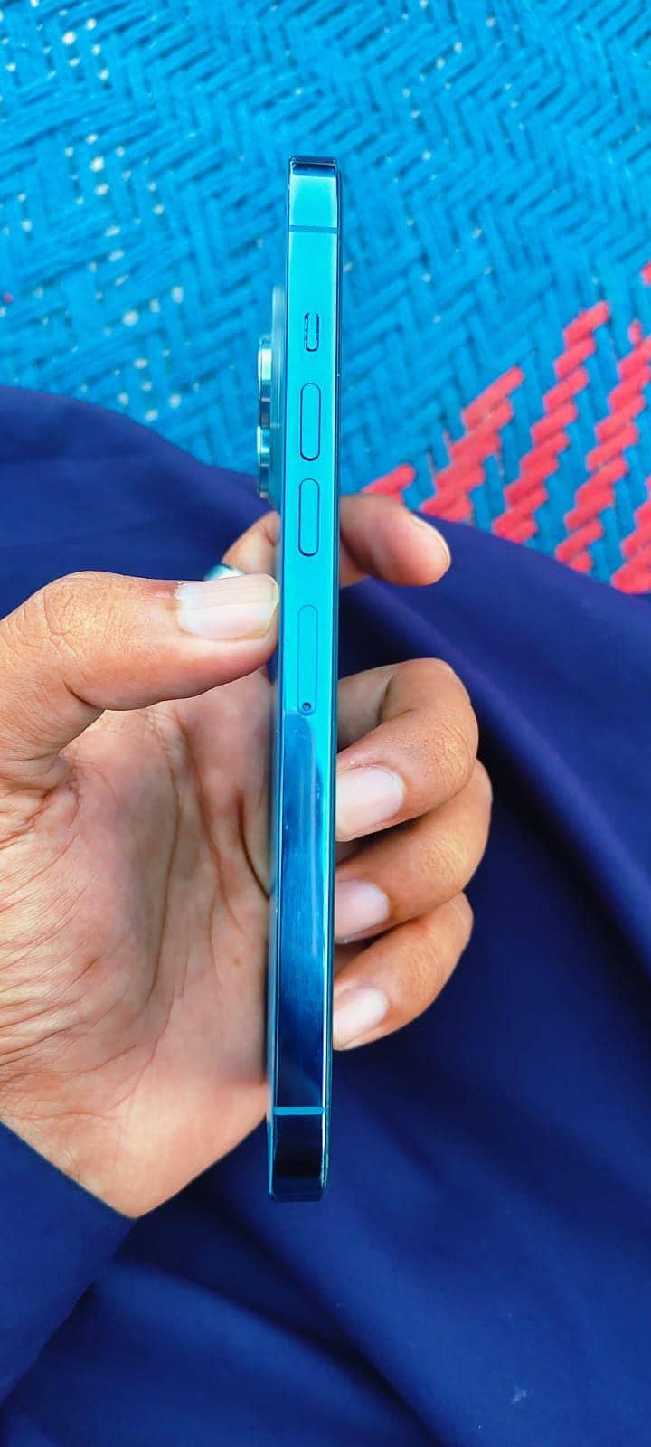 Apple iPhone 13 Pro Max 4