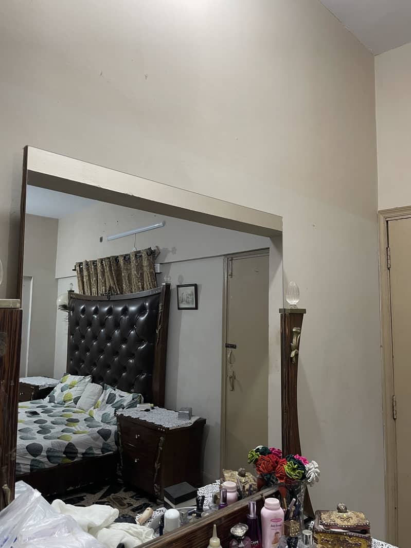 King size bed 4