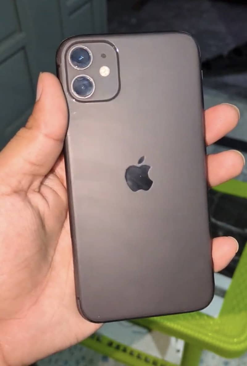 Apple iPhone 11 0