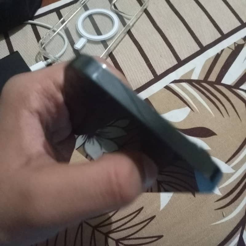 Apple iPhone 14 Pro Max 1