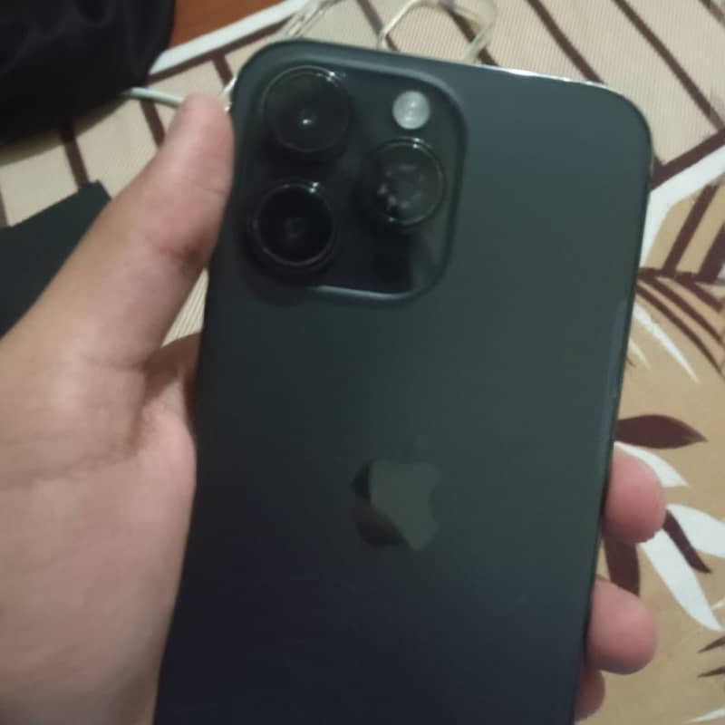 Apple iPhone 14 Pro Max 3