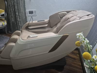 Zero company massage chair