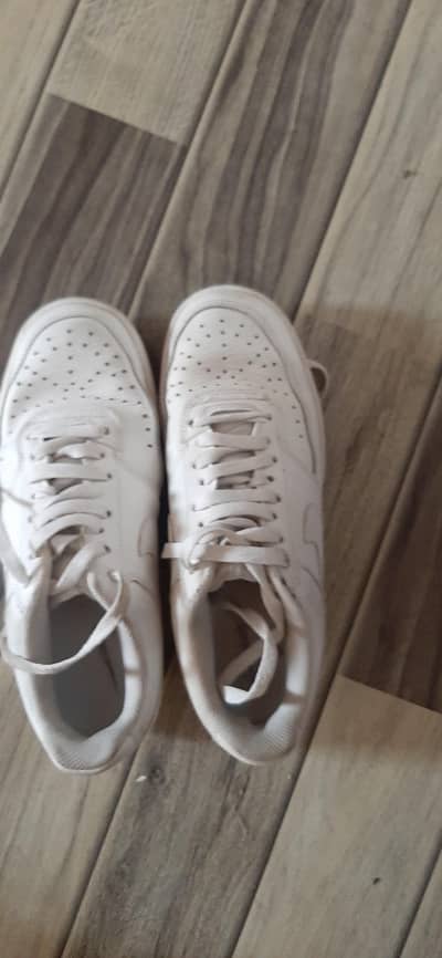 Nike Air forces in an Excellent condition.