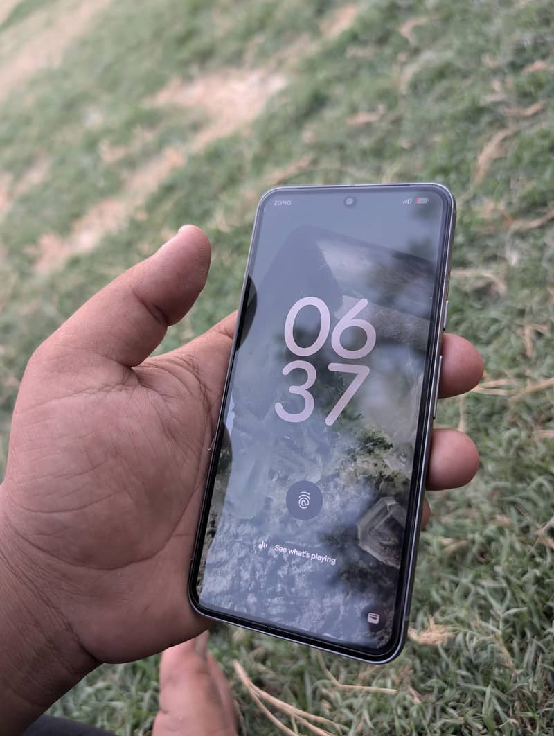 Google Pixel 8 2