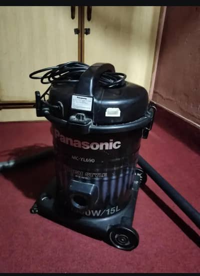 Panasonic vacuum cleaner 10/10 condition