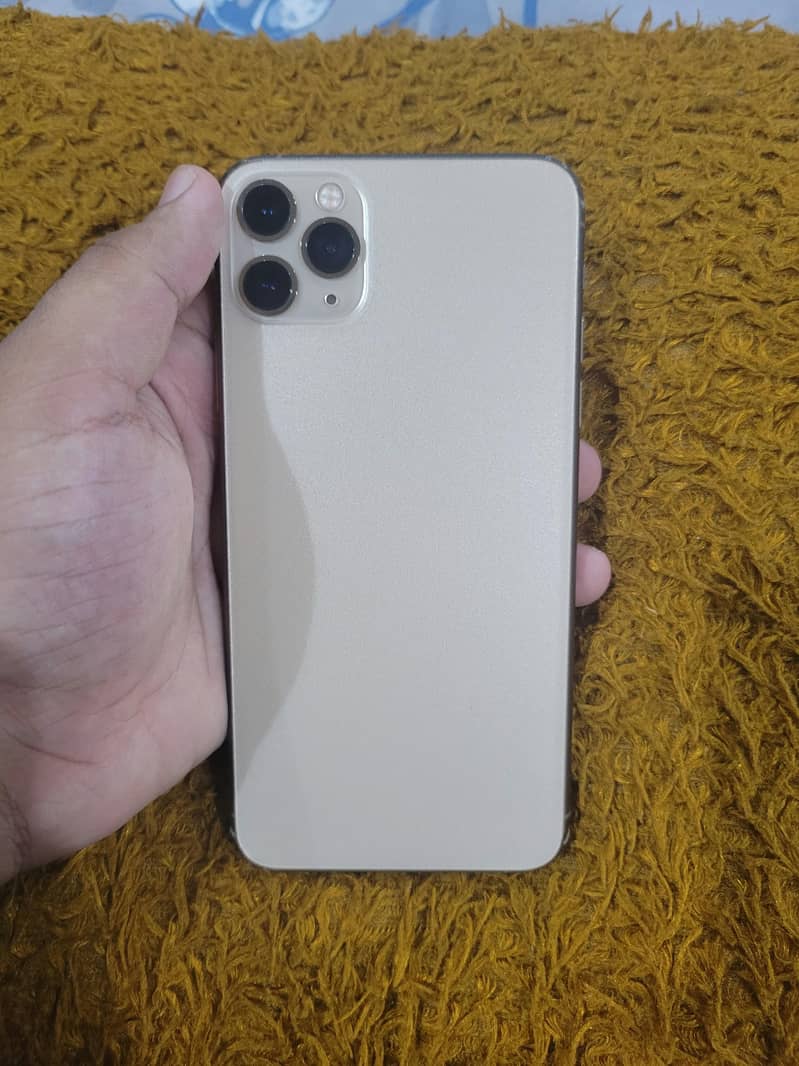 Apple iPhone 11 Pro Max 1