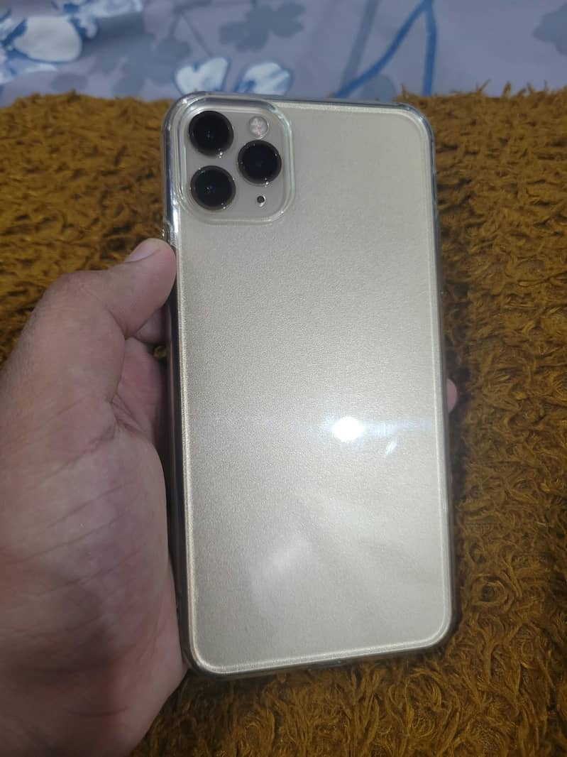 Apple iPhone 11 Pro Max 3