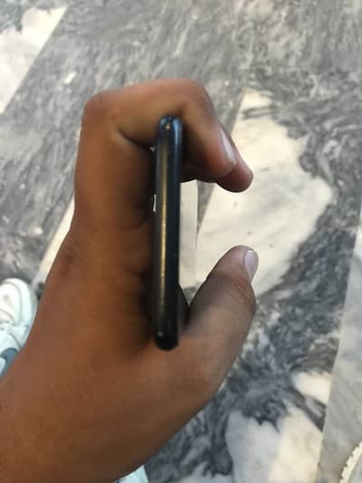 Apple iPhone 7