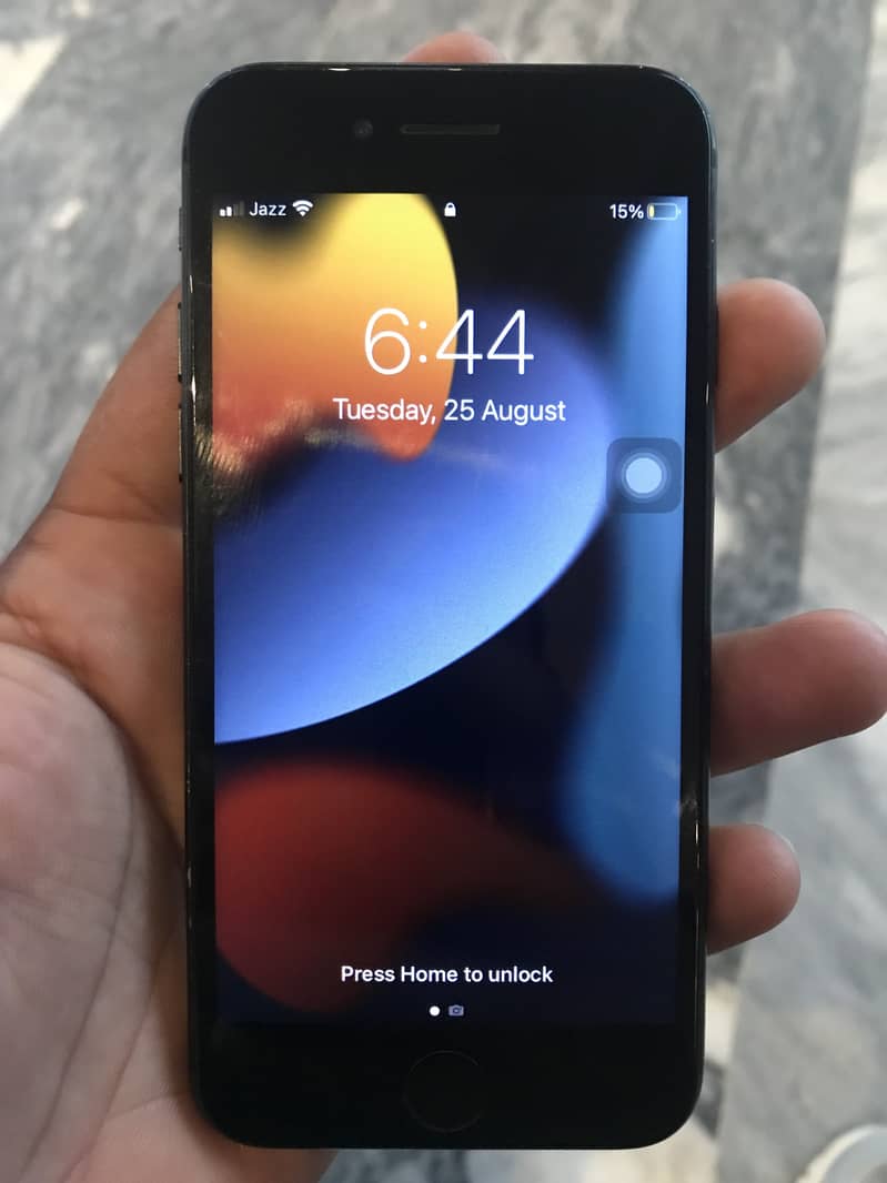 Apple iPhone 7 6