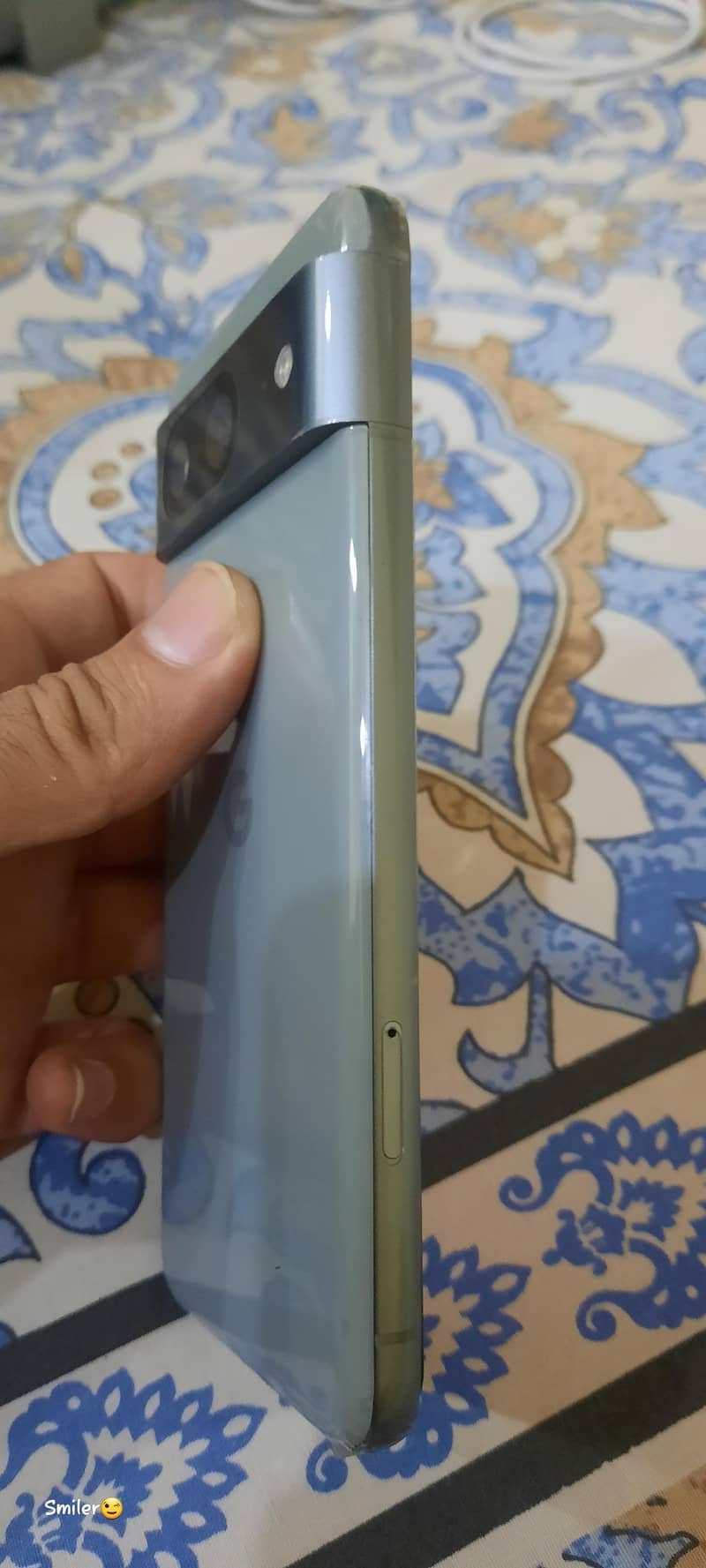 Google Pixel 8 3