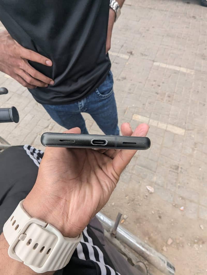 Google Pixel 6a 4