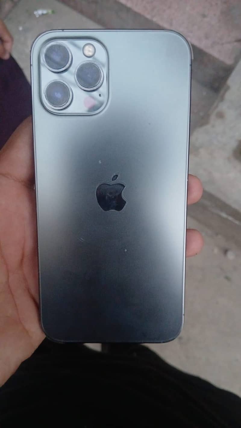 Iphone 12 pro max 2