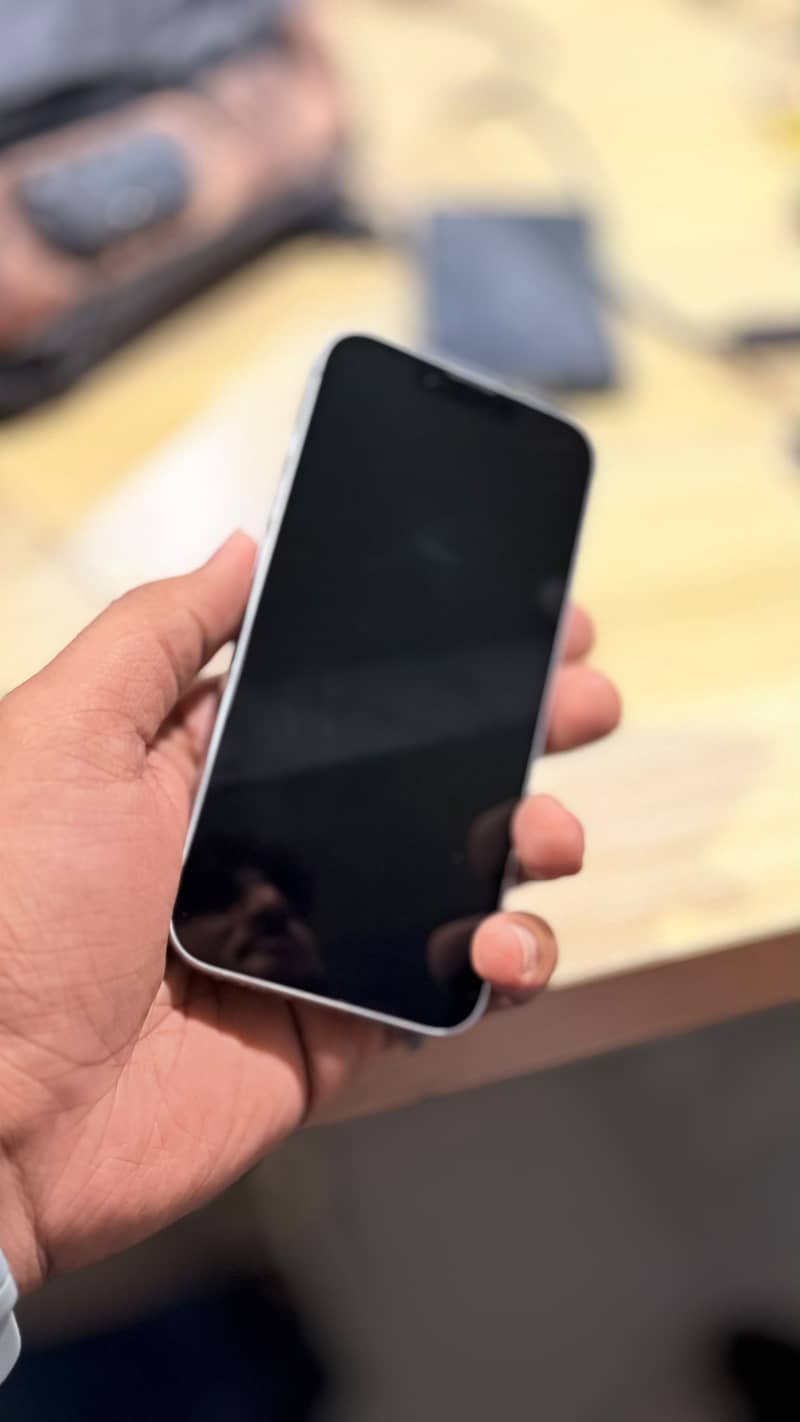Apple iPhone 14 1