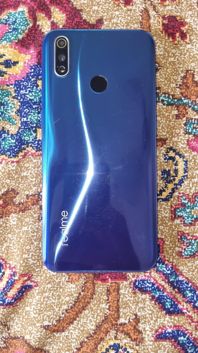 Realme 3 Pro 1