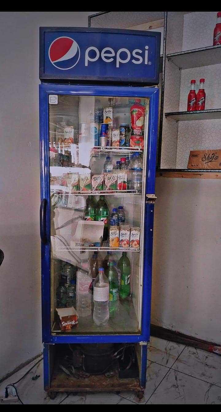 pepsi fridge 0