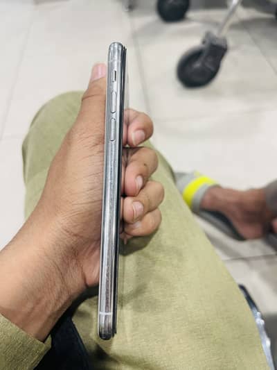 Apple iPhone XS
