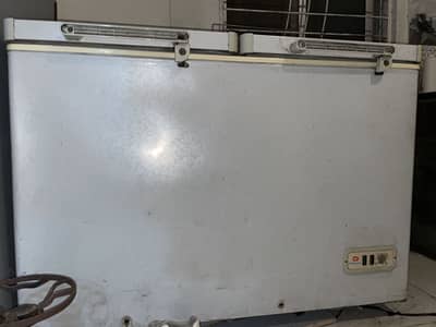 Deep freezer