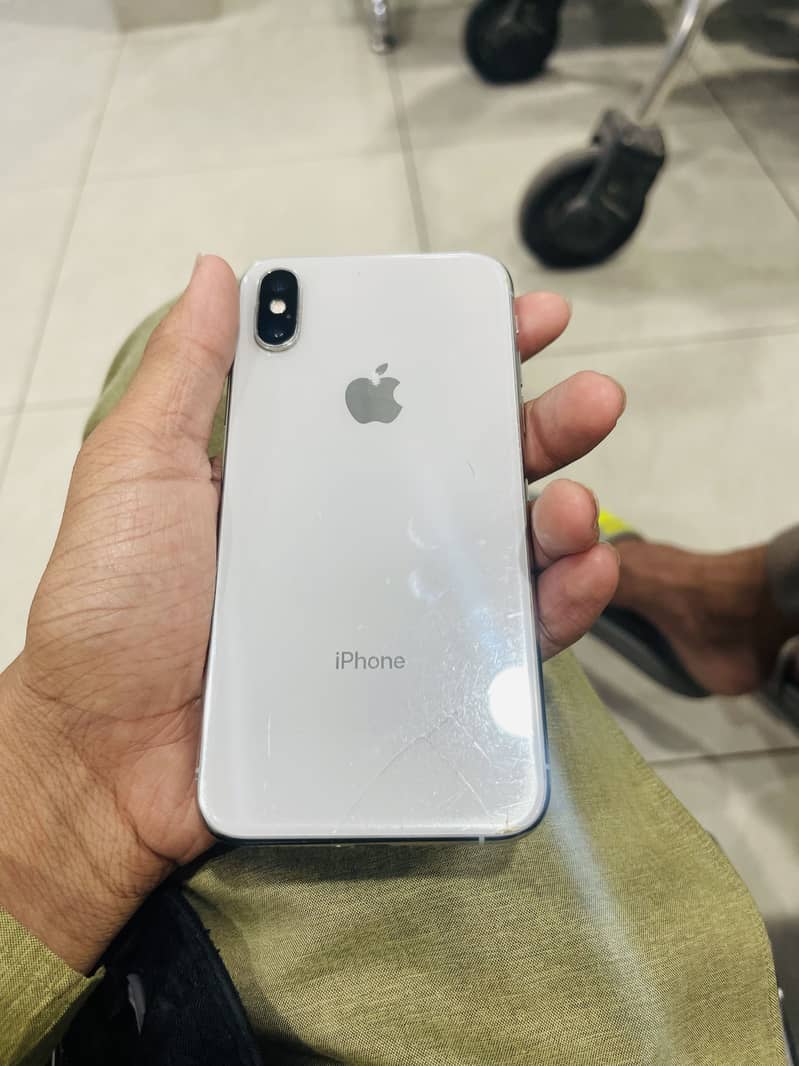 Apple iPhone XS 6