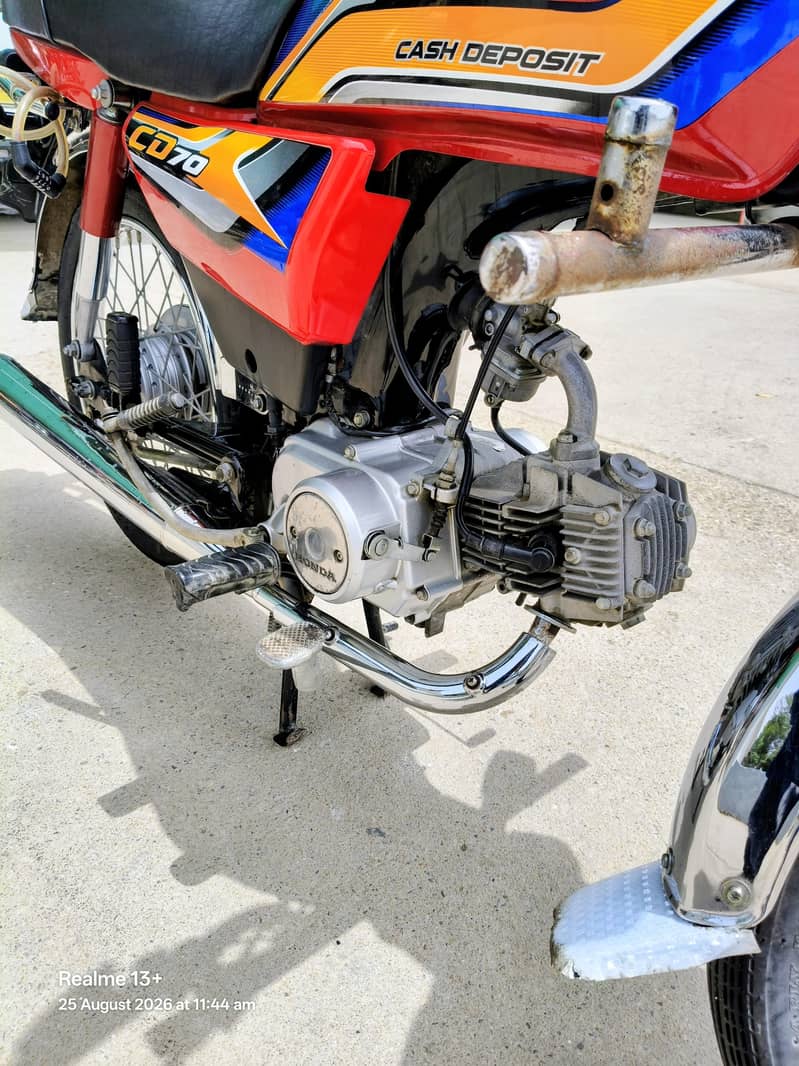 Honda CD-70 4