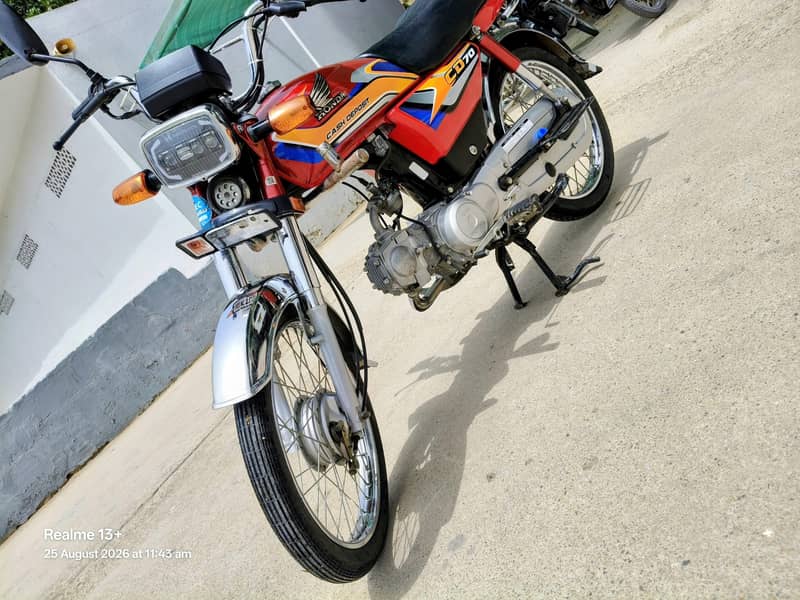 Honda CD-70 6