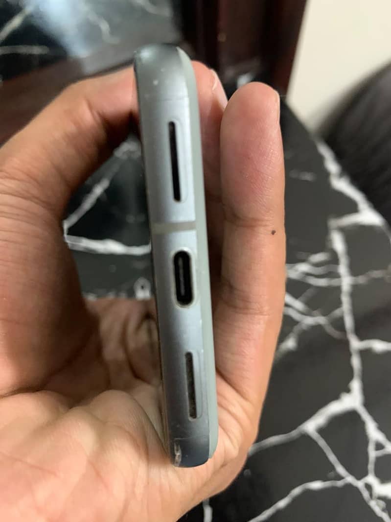 Google Pixel 8 1
