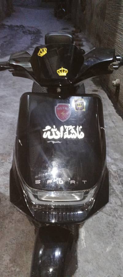 700 kilometer drive condition 10/10 2 month used