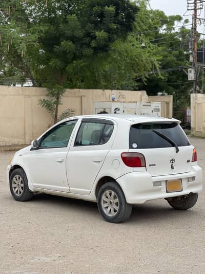 Toyota Vitz 1999