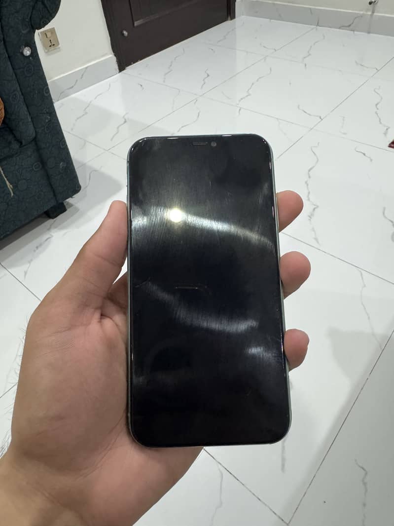 Iphone 11 pta 0