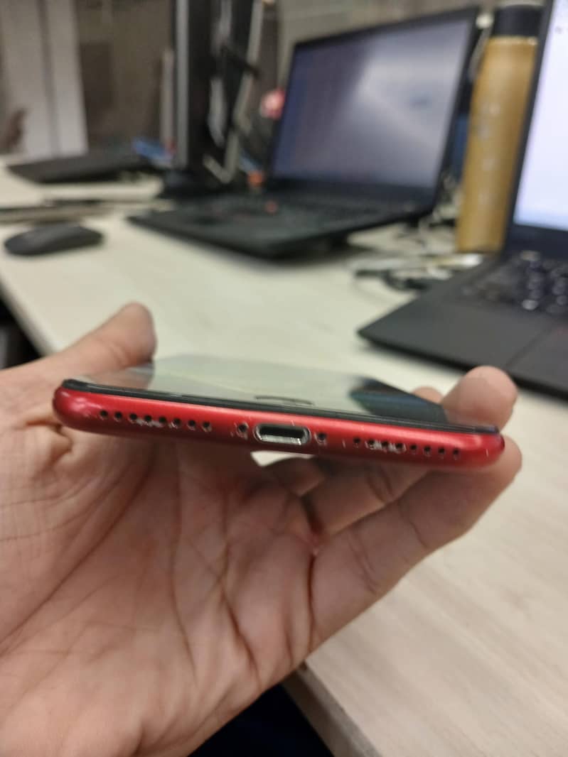 Apple iPhone 8 Plus 2