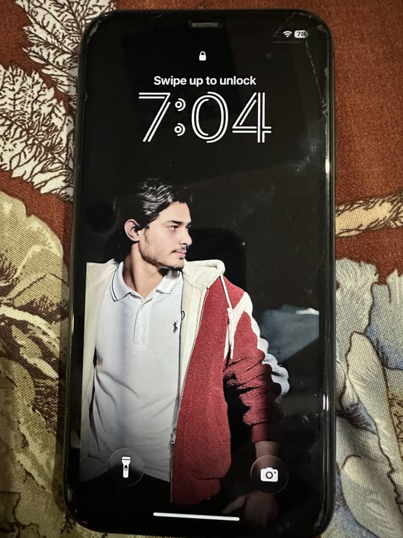 Apple iPhone 11 0
