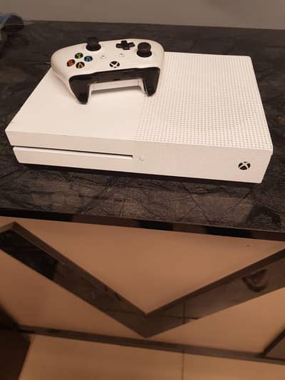 Xbox One S [With] Original Controller | Excellent Condition