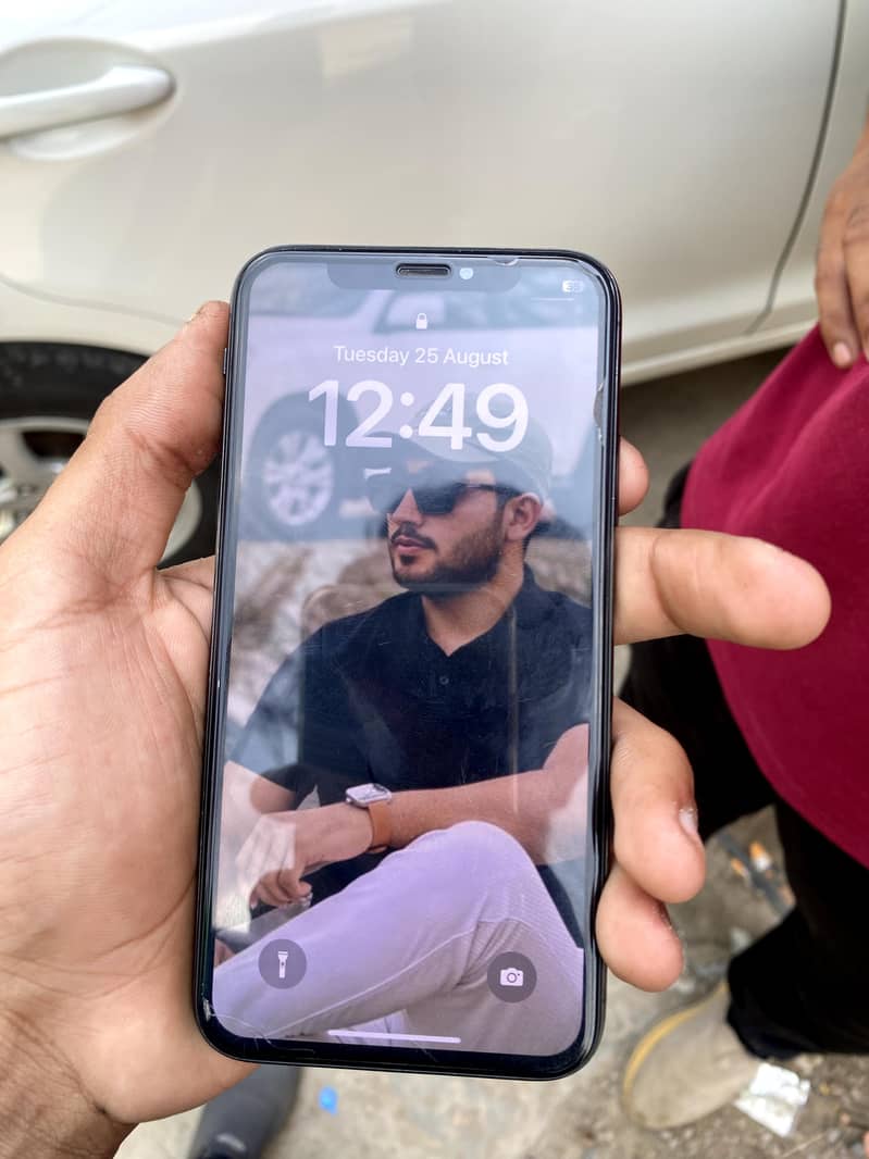 Apple iPhone X 3