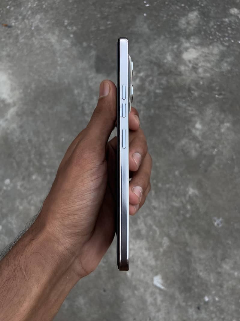 Tecno SPARK 30 Pro 3