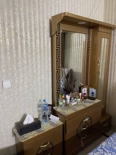 2 bed sets for sale
