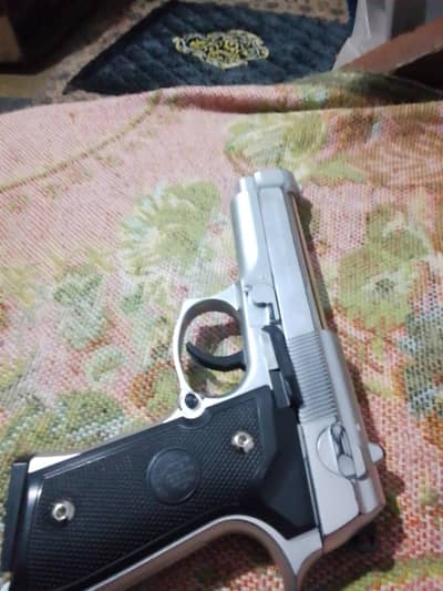 metal gun