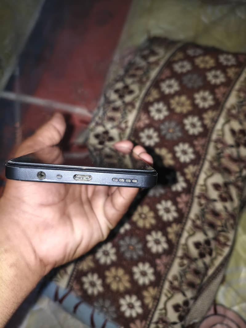 Realme C51 3