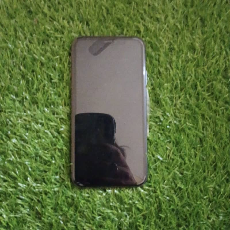 Apple iPhone 11 1