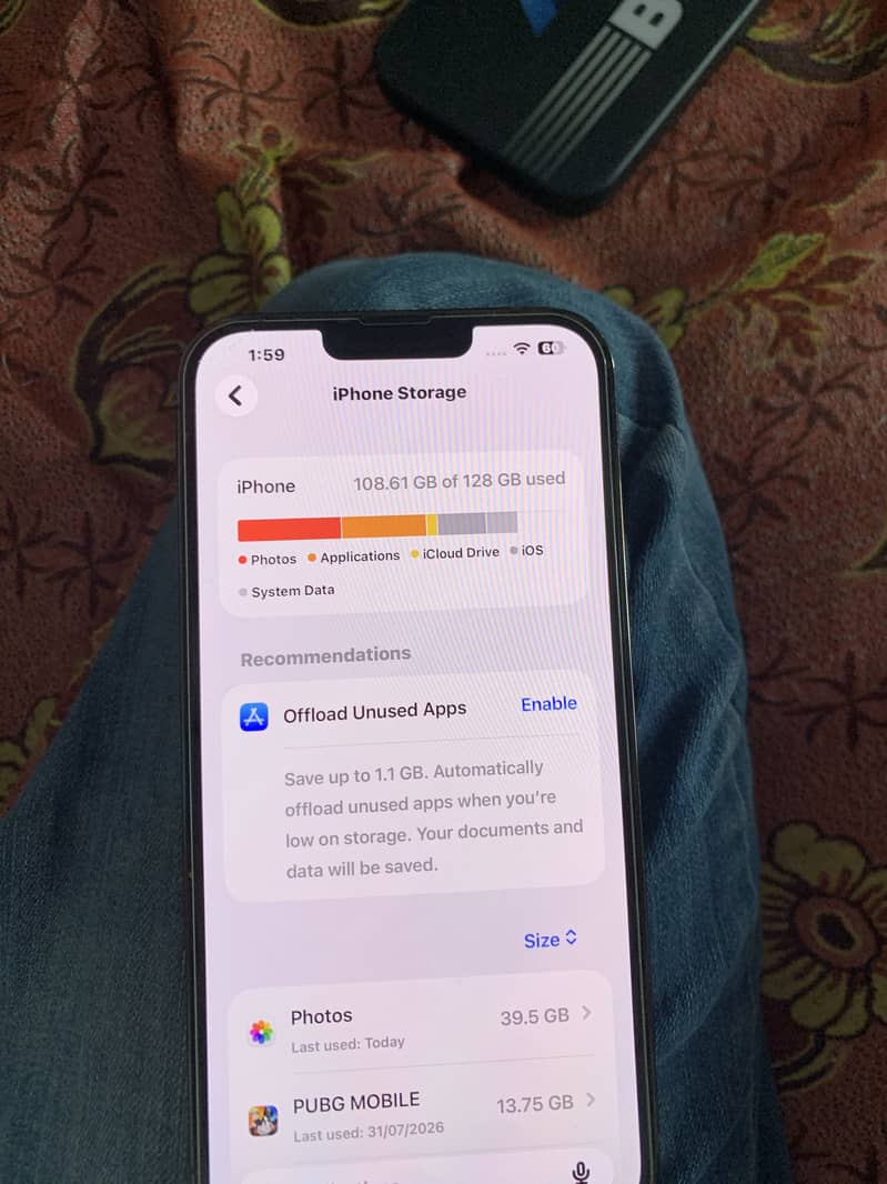 Apple iPhone 13 Pro Max 2