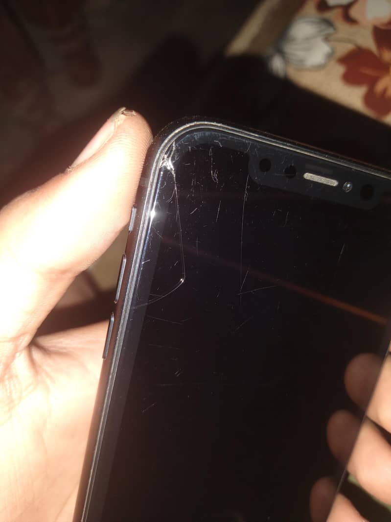 Apple iPhone XR 1