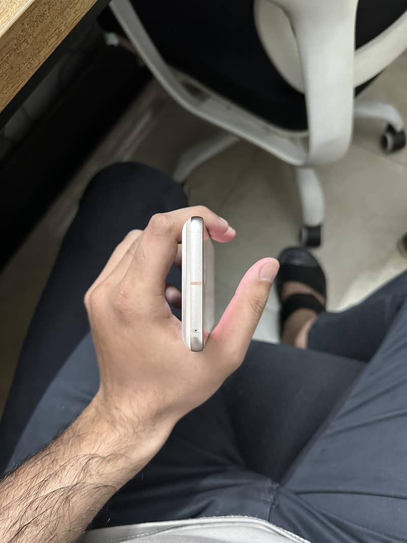 Google Pixel 8 3