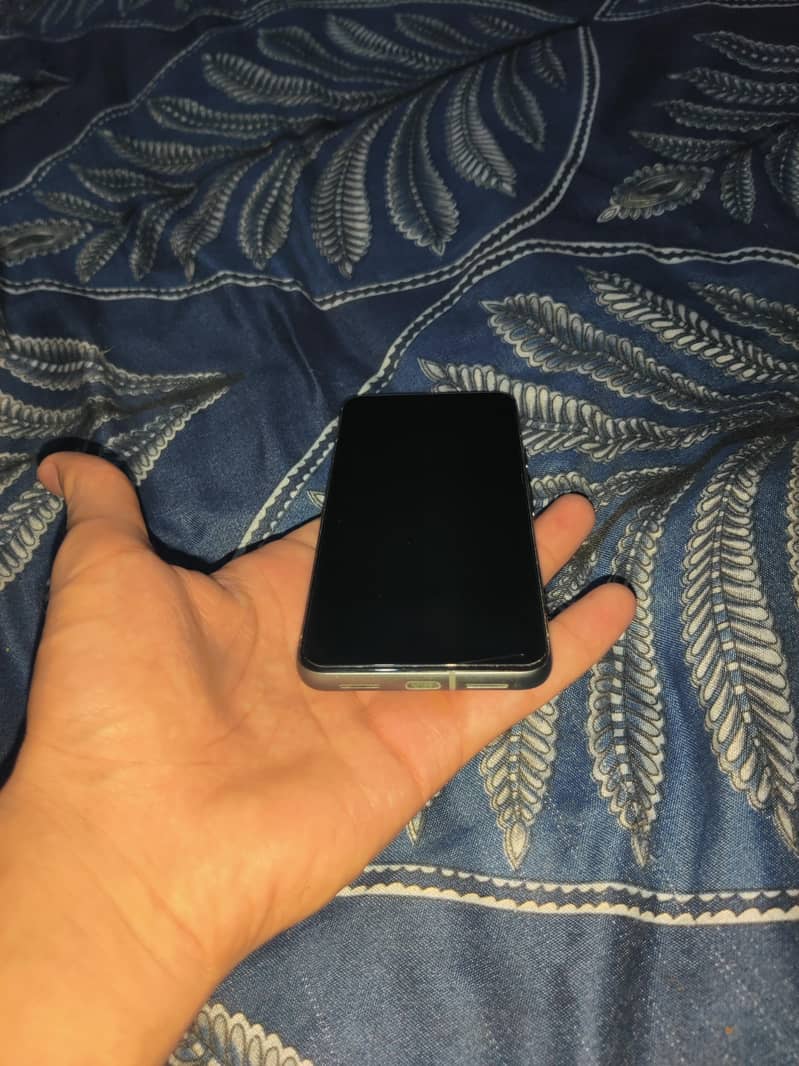 Google pixel 8 7
