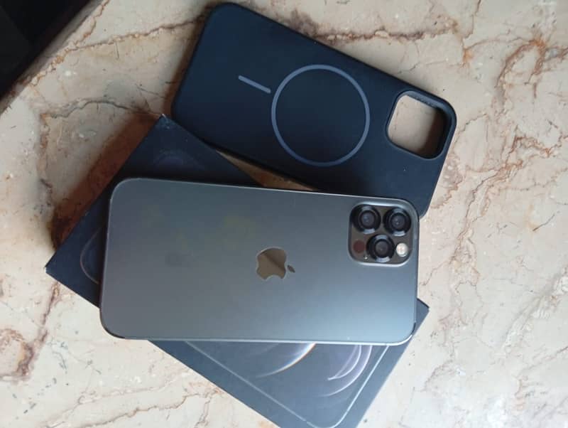 Apple iPhone 12 Pro 5