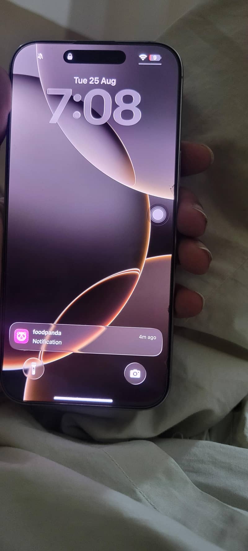 Apple iPhone 16 Pro Max 1