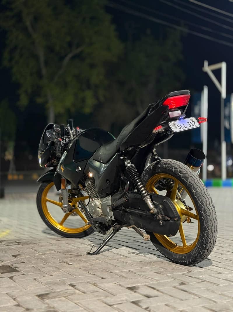 2015 Model YBR  Driven 5