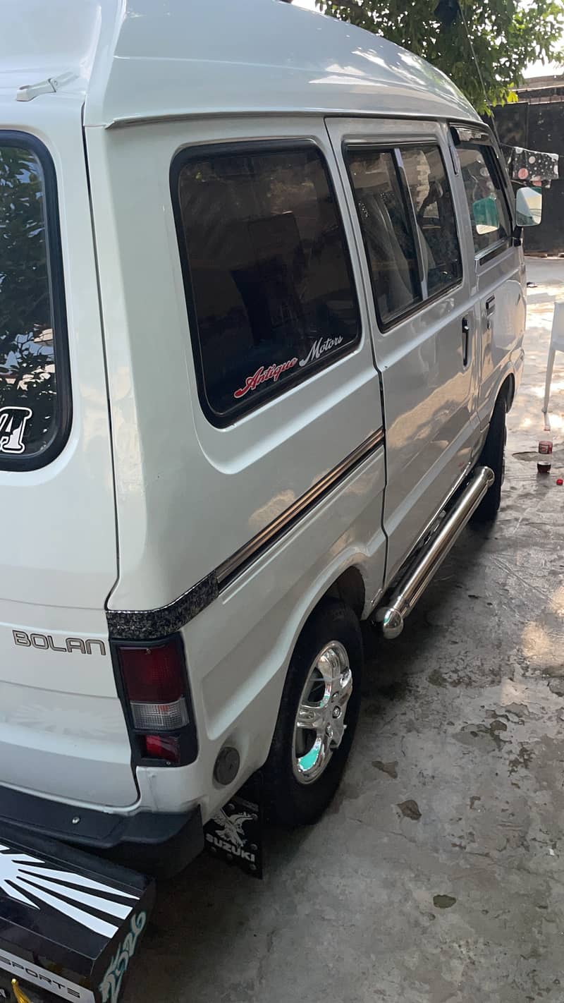 Suzuki Bolan 2017 2