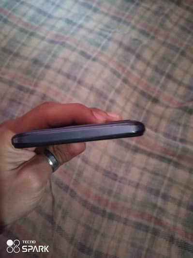 Tecno Spark 8C