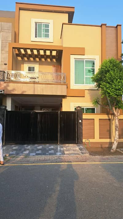 5 Marla Modern Design House For Sale In Dream Gardens Phase-2 Lahore