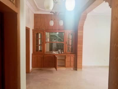 G-11/3 25*40 Ground portion Availbale For Rent