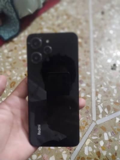Realme 12